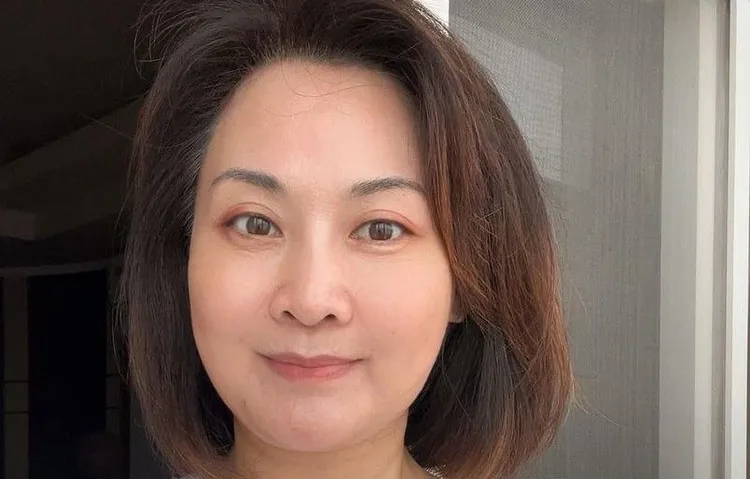 高雄市議員陳麗娜因租用國宅公共空間遭里長候選人同事也是住戶指控把持管委會。翻攝自陳麗娜臉書