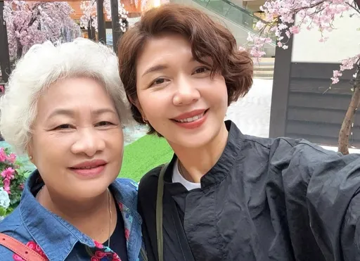 于子育砸30萬訂製族服當紅毯戰袍！曾自卑是原住民　「矮人一截」　