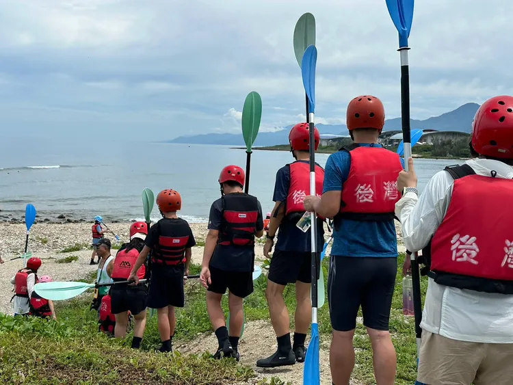 全台擁有墾丁等9座國家公園，中秋連假期間湧現大量遊客。墾丁國家公園臉書