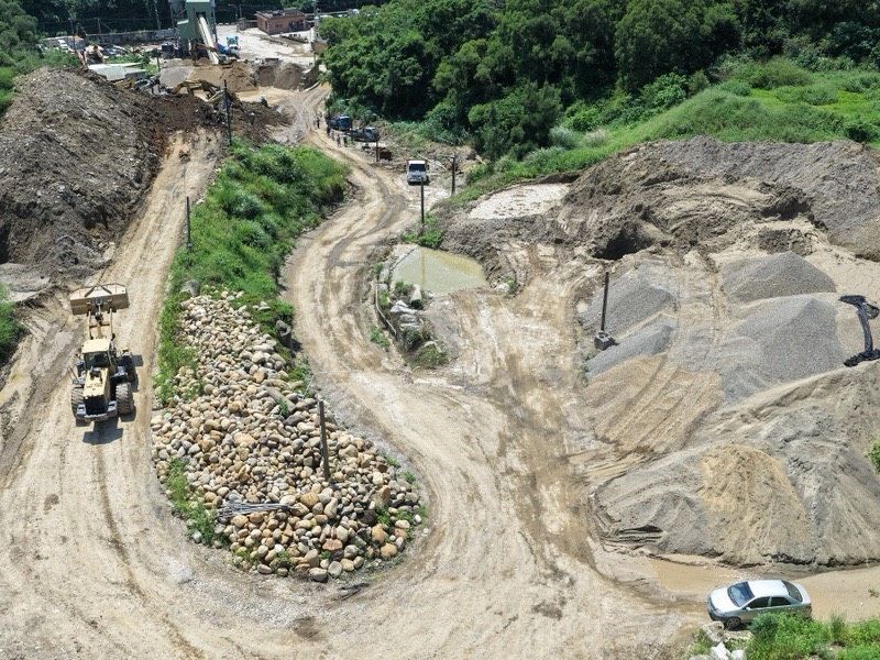 空中巡查、地面查證、數據比對科技執法奏功 竹市開罰違規空污業者