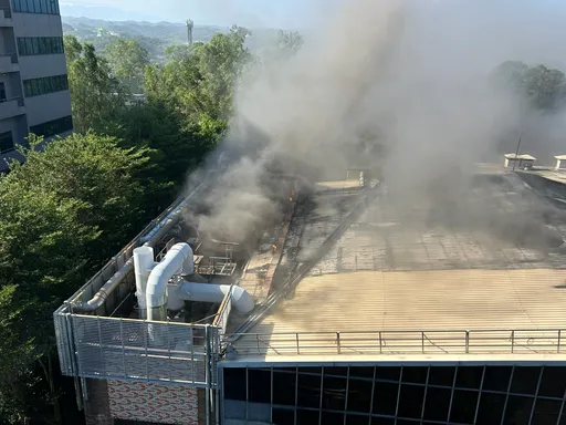 晶圓大廠「嘉晶電子創新廠」火警　竹縣警消搶救中