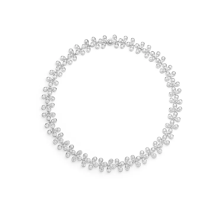 Chaumet Josephine Aigrette Impériale 18K白金項鍊，鑲嵌明亮式切割鑽石，567萬9000元。品牌提供