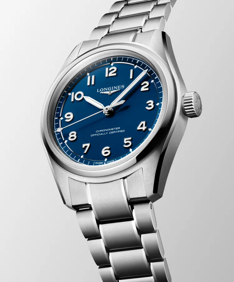 Longines SPIRIT PILOT先行者系列飛行員腕錶，9萬3200元。品牌提供