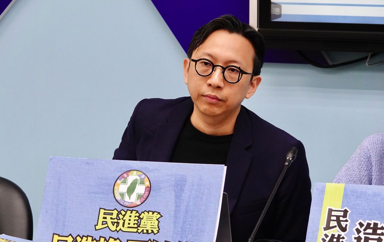 認了學沈伯洋?葛如鈞喊冤:是網友創作 「致敬」不構成抄襲