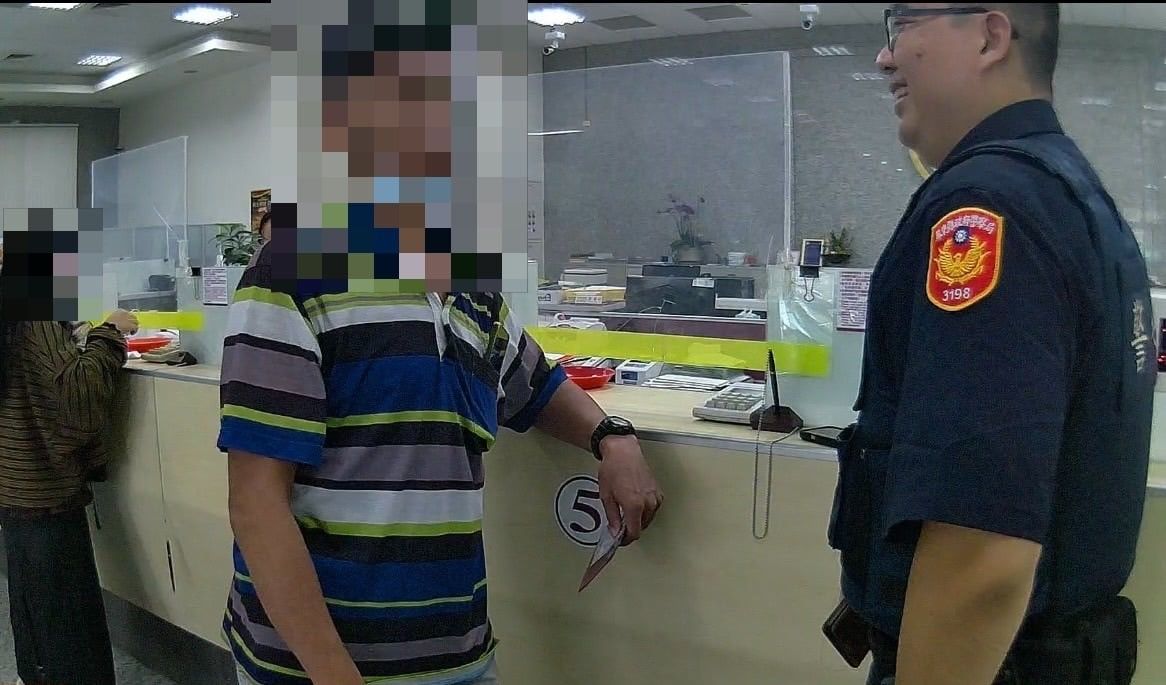 女網友一句話害門號被鎖 他差點被嚇到匯款解套!