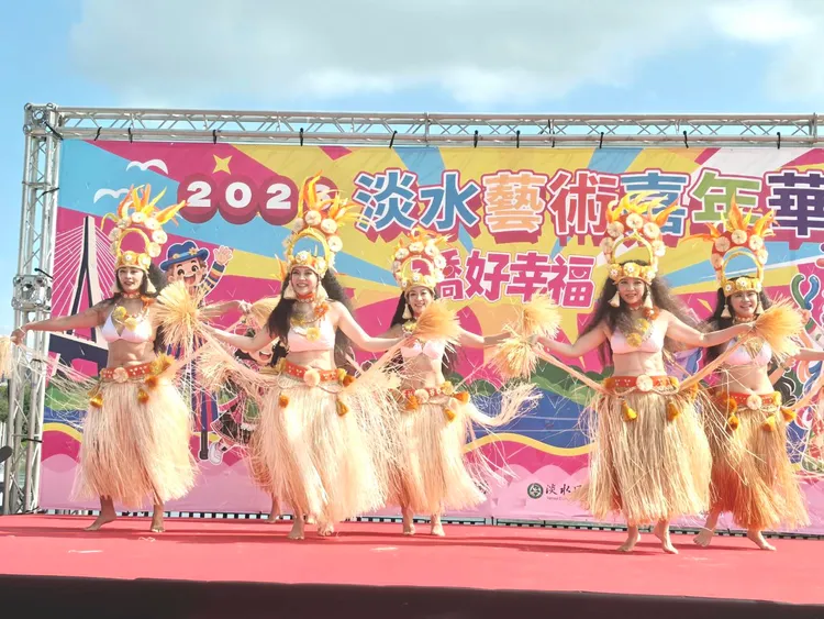 今年活動以「橋好吃、橋好逛、橋好玩、橋好幸福」串聯糕餅、美食、特色店家與嘉年華體驗。公所提供
