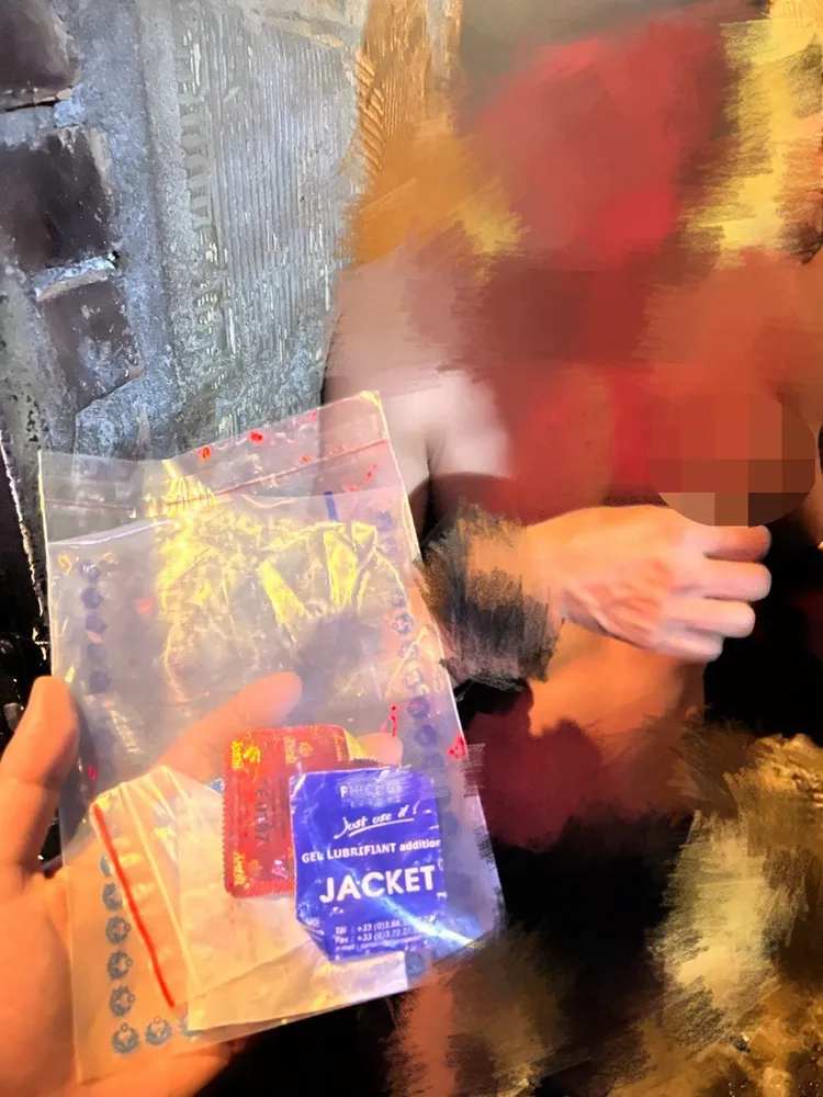 萬華警方昨持票搜索西樓知名酒吧，不料執勤過程中的言論遭炎上。警方提供