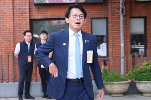 蔣萬安競總成立不見民眾黨參選人　黃國昌回應了