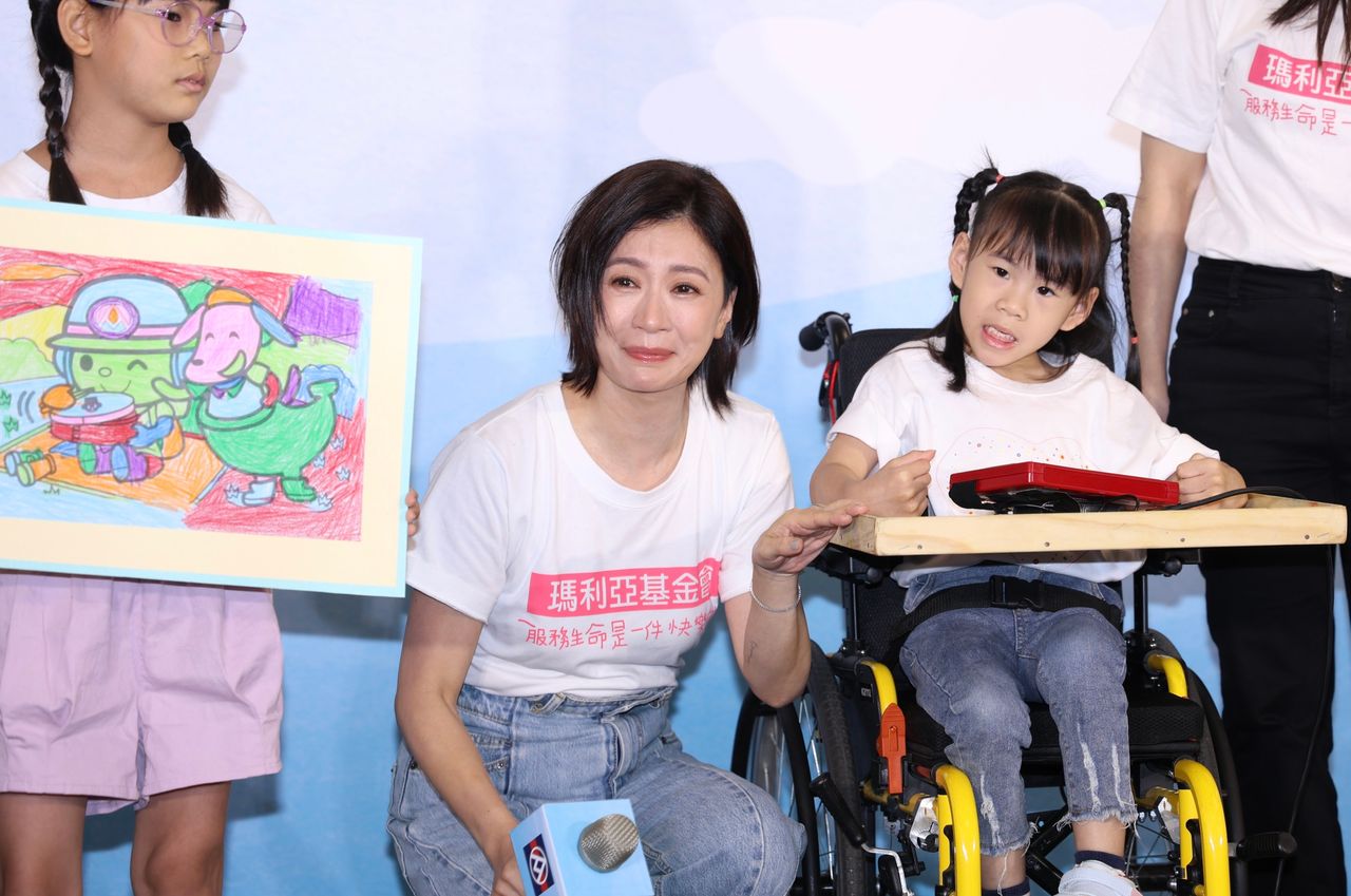 22歲梧桐妹戀愛了!賈靜雯證實女兒戀情 母女私下對話曝光