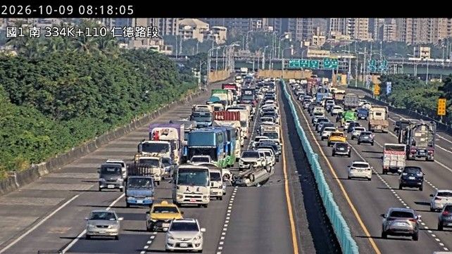 國慶連假首日高達50件事故!國道明日18魔王路段快避