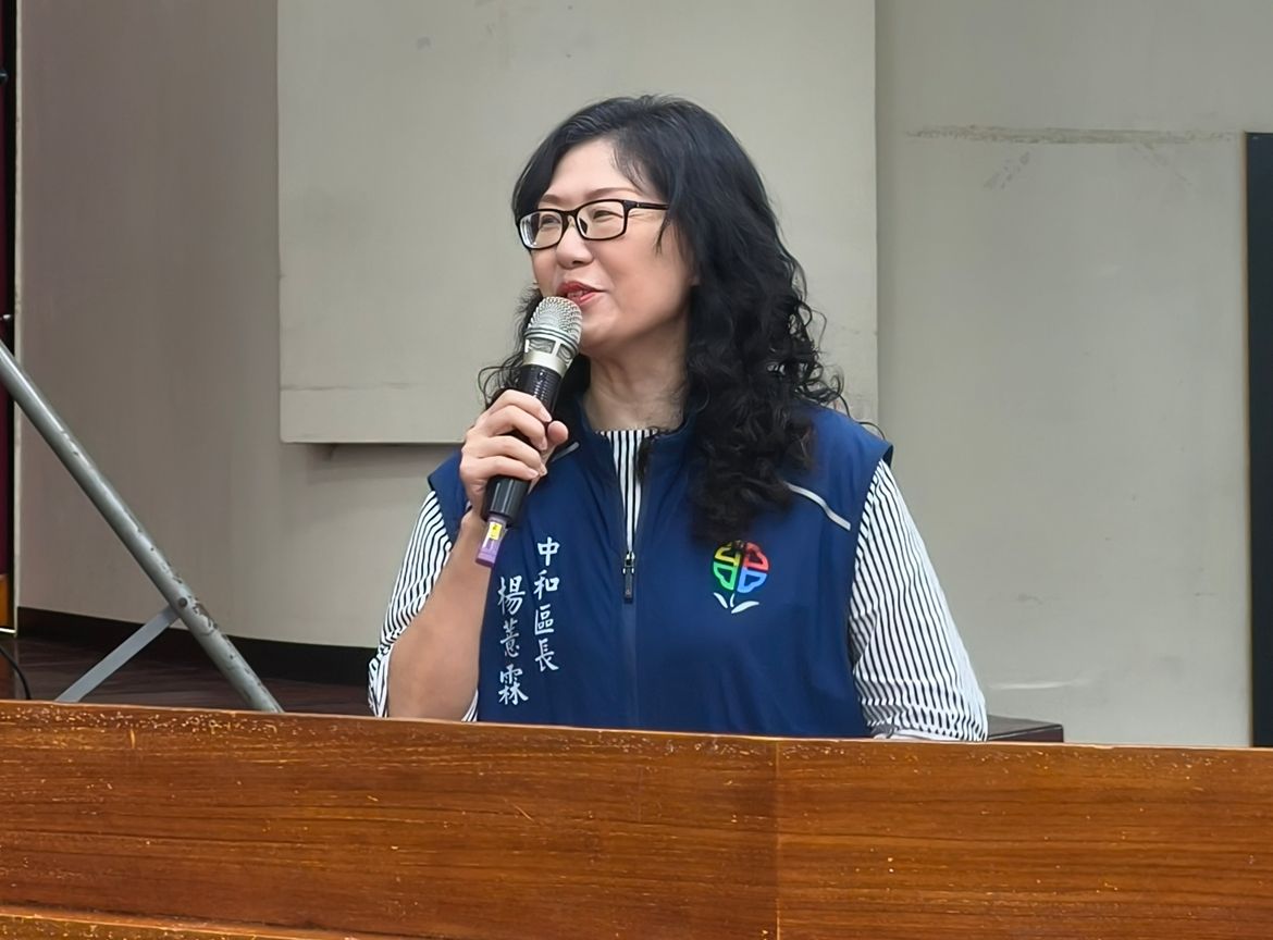 「美魔女區長」遭爆與已婚飛官生女、曾找元配攤牌 市府:現職不受影響