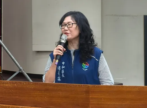 「美魔女區長」遭爆與已婚飛官生女、曾找元配攤牌　市府：現職不受影響