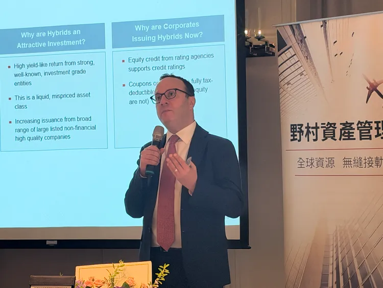 野村基金（愛爾蘭系列）混合資本公司債券基金經理人Julian Marks。呂承哲攝
