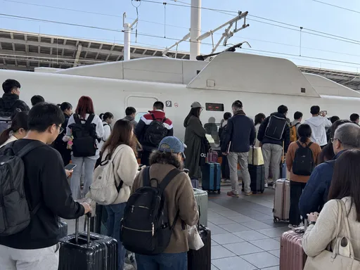 光復連假收假日高鐵北返注意！下午2時至晚間9時人潮最多　總計開逾百班列車