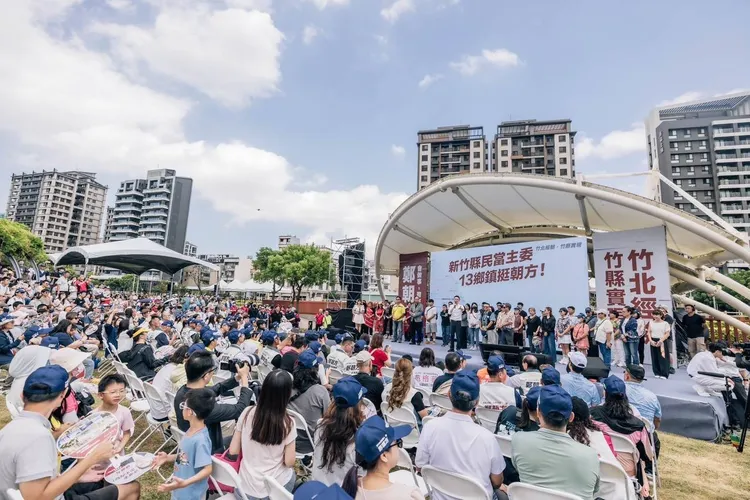 新竹縣長候選人鄭朝方今（3）日舉辦竹北競選總部成立。鄭朝方辦公室提供