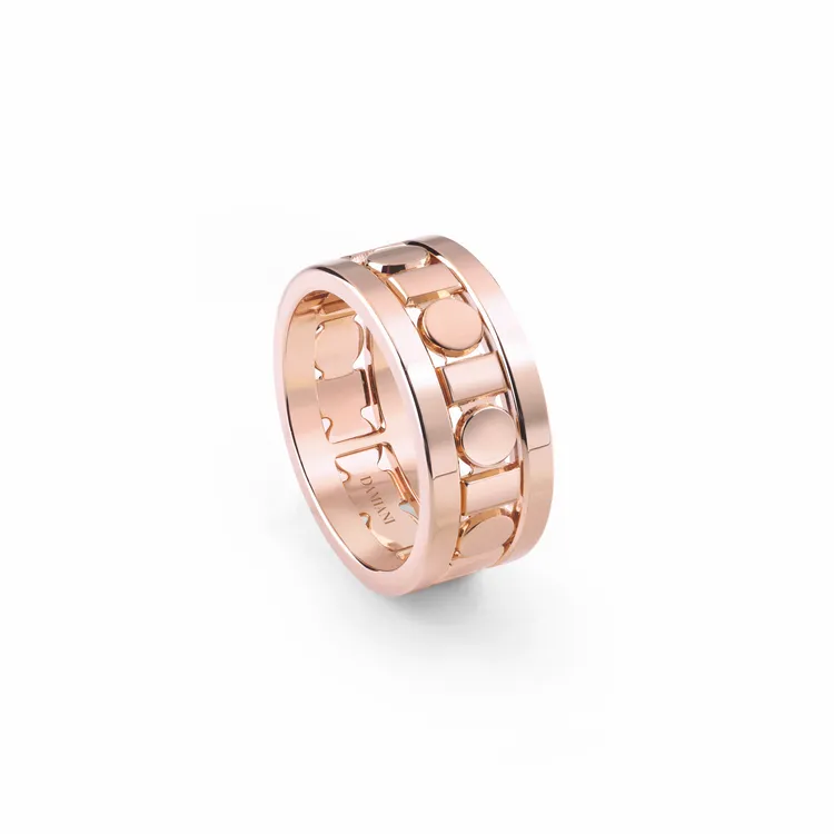 DAMIANI Belle Époque Reel系列18K玫瑰金戒指，10萬6600元。品牌提供