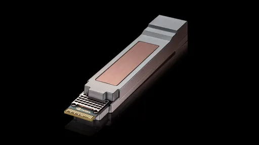 輝達攜思科推新型可插拔光學模組　單通道400Gb/s、頻寬密度增4倍