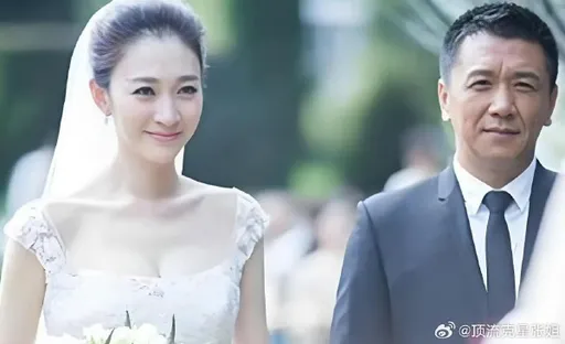 李小冉宣布與製片人老公離婚！一句話揭婚姻現況
