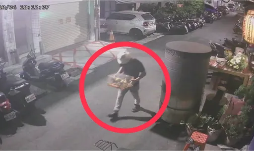 先參拜踩點再戴假髮偷金雞母！三重土地公廟遭竊　黑衣男變裝仍露破綻