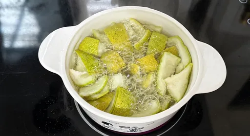 柚子皮「水煮」變清潔劑　可擦爐台還可當香氛