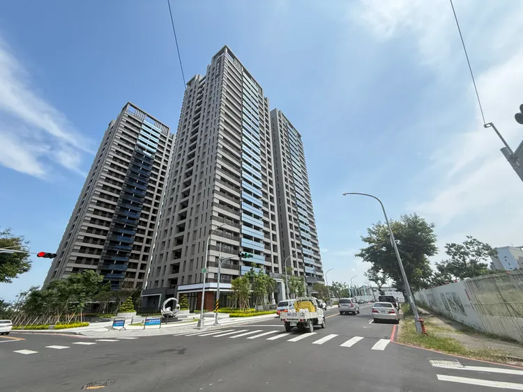 鼎宇建設推出「森花園」屬於中大坪數住宅，單價均價逼近4字頭。葉家銘攝