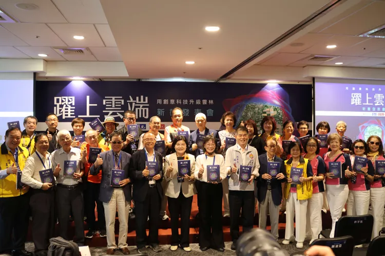 張麗善感謝縣府團隊、縣民及企業、學界和各領域夥伴共同為縣政努力。雲縣府提供