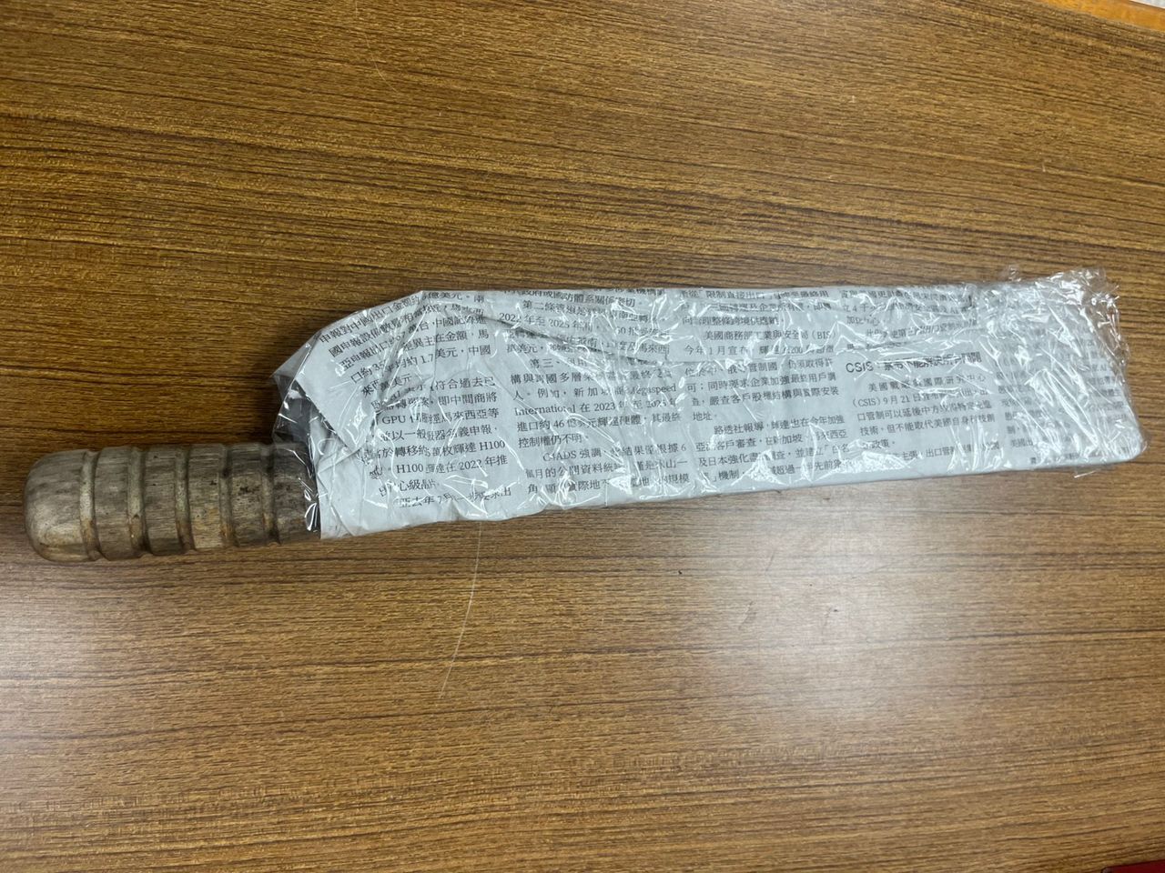 與朋友口角心不平!酒後帶柴刀理論釀傷人 美濃警當場逮捕並追查酒駕