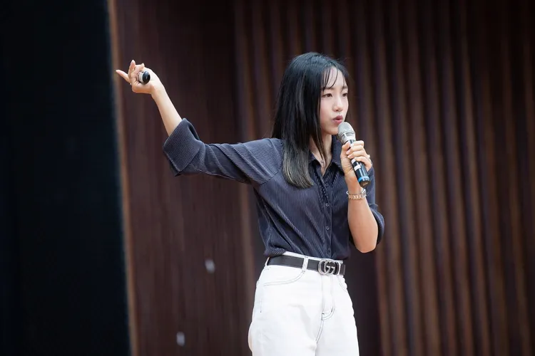 蔡佩軒有感而發地表示，對於最親近的家人反而最難把「愛」說出口。可瑞思國際娛樂提供
