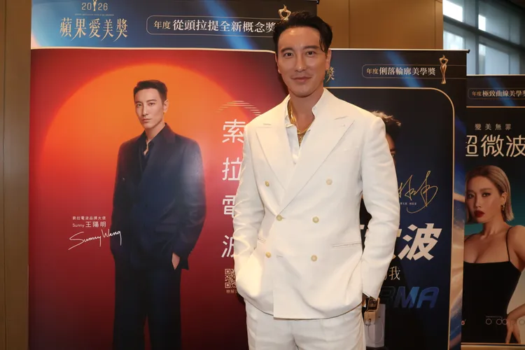 王陽明和代言合照。攝影中心攝