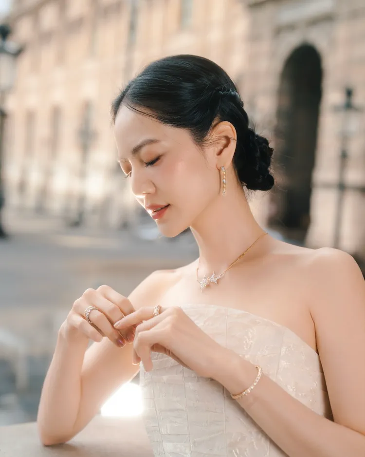 曾之喬在巴黎演繹Tiffany & Co.全新Wings系列。品牌提供