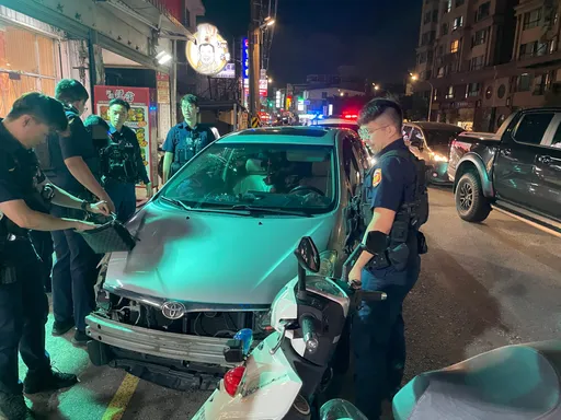 男毒駕撞飛女騎士肇逃！壢警火速攔截　揪出駕駛和乘客藏毒