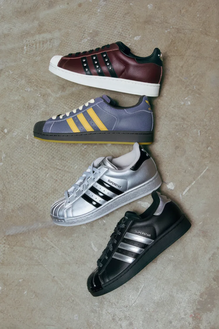 adidas Originals將SUPERSTAR II換上光澤皮革，或以金屬鉚釘點綴。品牌提供