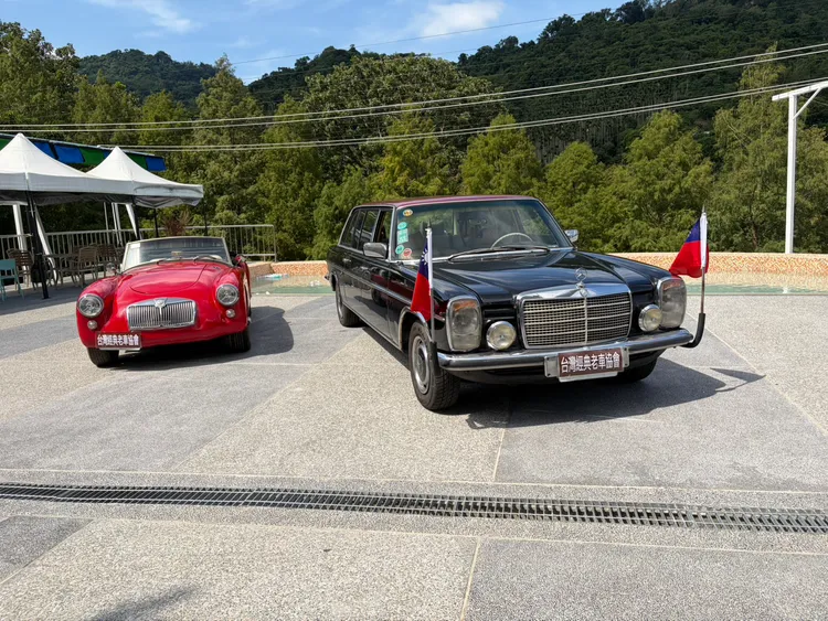 結合老車、溫泉、親子水樂園及美食市集，適合親子同遊。主辦單位提供