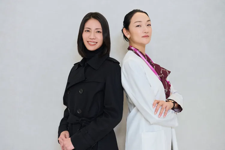 富永愛（右）、松下奈緒（左）相隔 25 年再度合作。翻攝自IG＠analognurse_ex