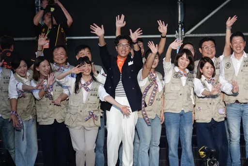沈伯洋拚「破圈」！預告上趙少康節目　自曝是榮民之孫