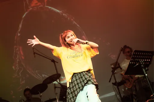 奪金沒變闊太！金曲歌后不僅離婚　還住六樓頂加、沒空洗衣服