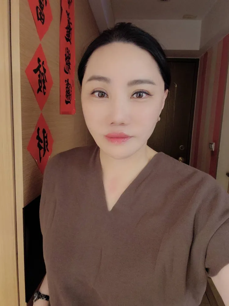 命理師沈嶸。沈嶸提供