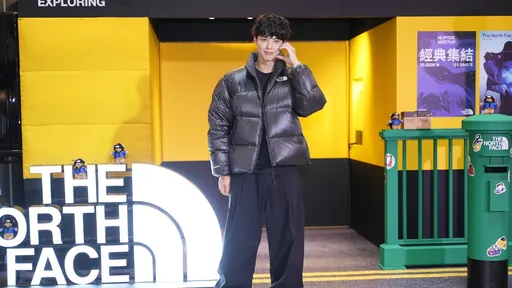 朴寶劍頂30度高溫穿The North Face　羽絨外套暖到男神狂流汗