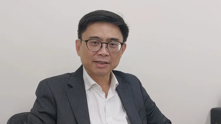 賴瑞隆說，「對高雄有利的對等交流，我支持；傷害台灣利益的政治操作，高雄人絕不接受。」凃建豐攝