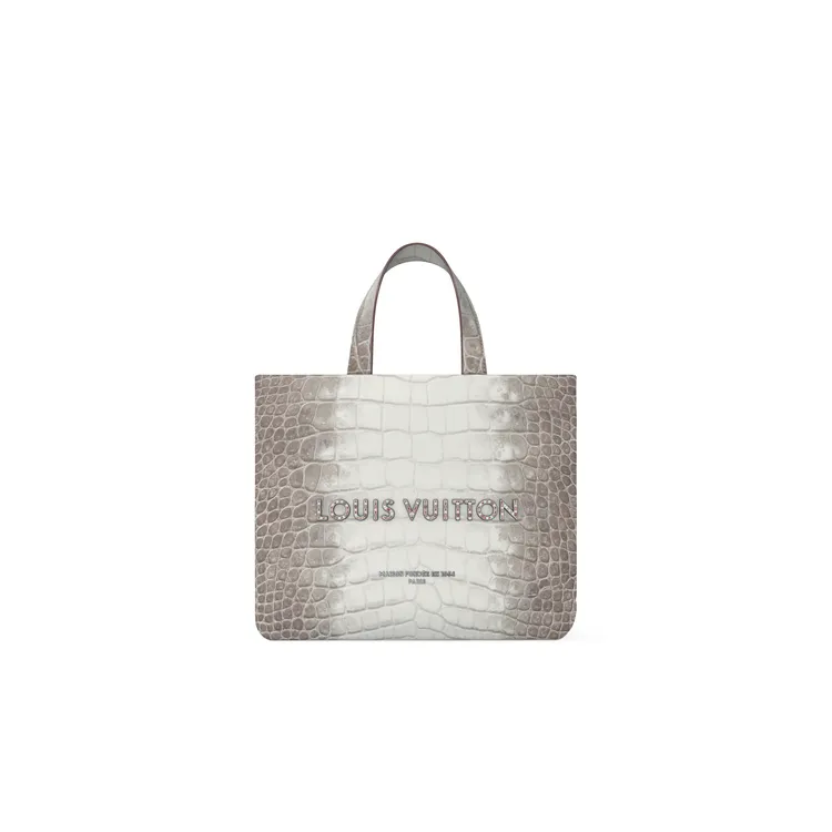 LV Mini Shopper Tote撒哈拉鱷魚皮革鑲嵌寶石托特包，259萬元。品牌提供