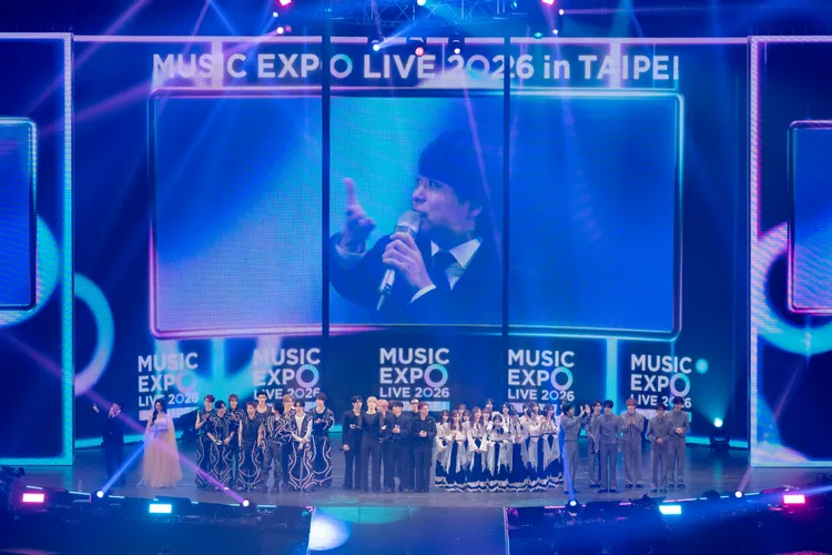 櫻井翔（左起）最後把特別嘉賓林志玲，以及&TEAM、ATEEZ、櫻坂46、NCT WISH請上台。©️MUSIC EXPO LIVE 2026