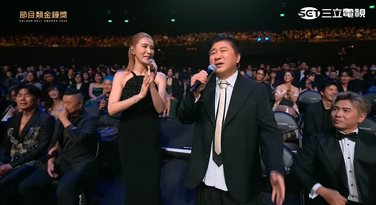 金鐘獎|小禎開唱A-Lin神曲!胡瓜唱嗨遭強制收mic 父女搶麥畫面曝光