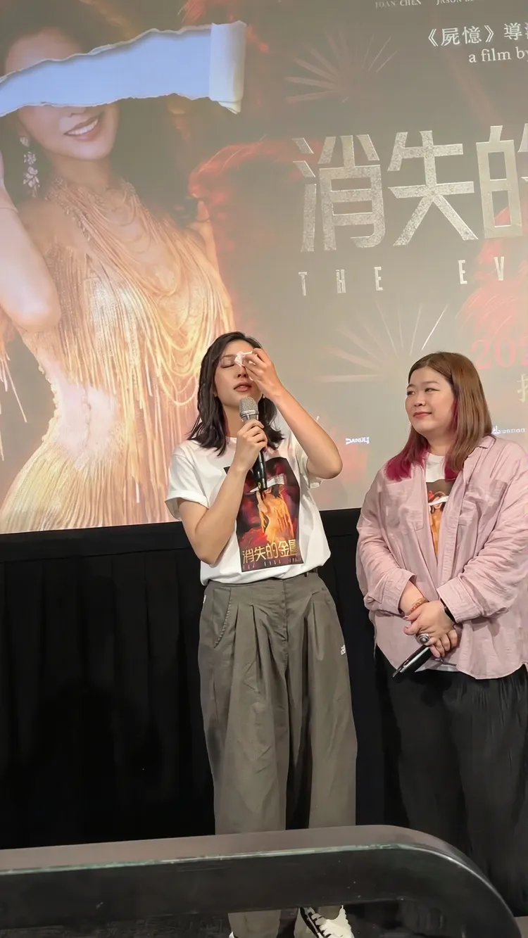 劉奕兒聽家暴故事哭了，右為導演謝庭菡。大昇影業提供／攝影KAY