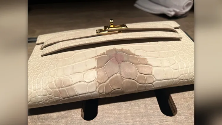 女CEO要價不斐的愛馬仕包疑在餐廳污損，要求富錦樹集團賠償未果掀論戰。翻攝自苗安妮Threads