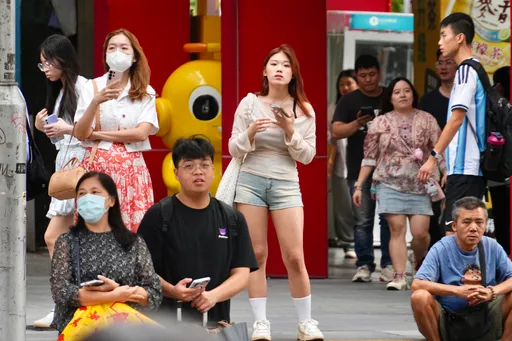 秋老虎又復活了！週末飆高溫34度　下週東北季風更強