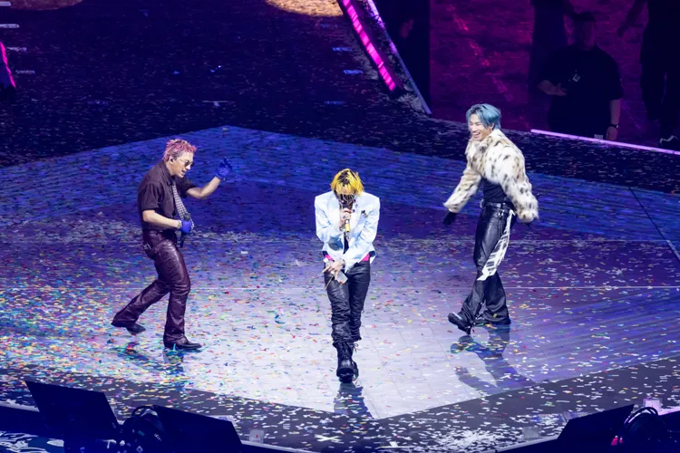 太陽（左起）、GD、大聲各自準備solo表演。讀者提供