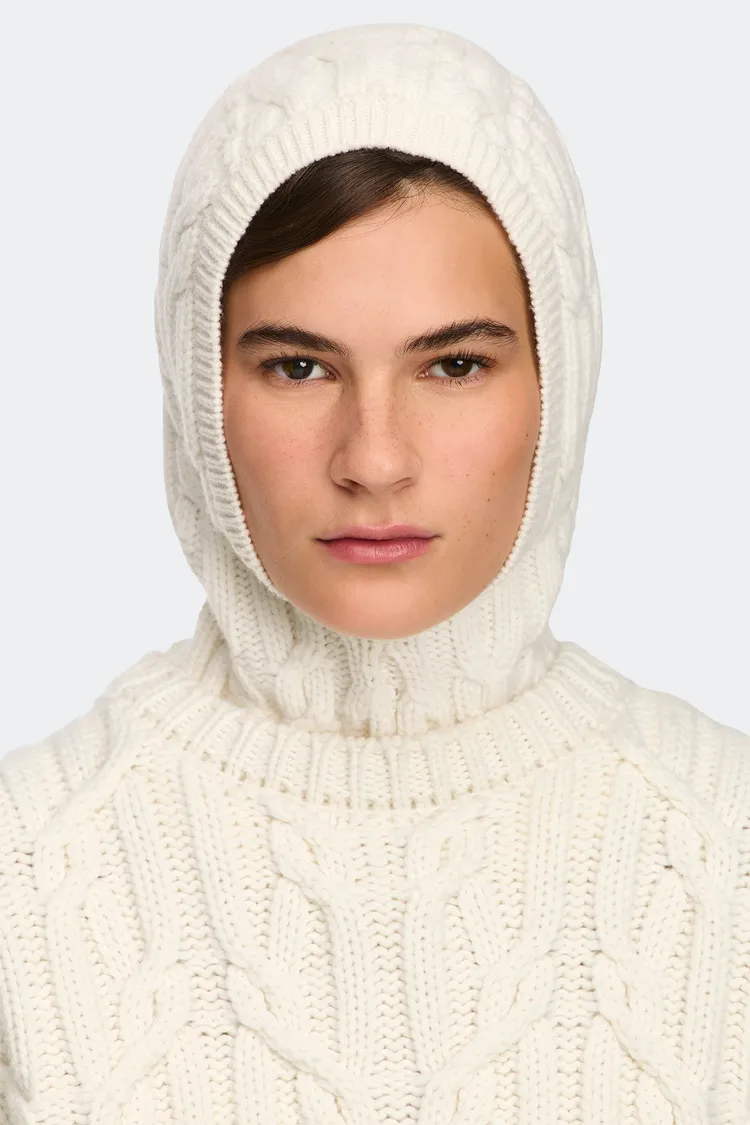 Canada Goose Reese針織巴拉克拉法帽，1萬3800元。品牌提供