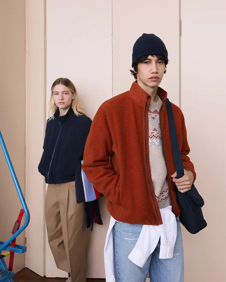 UNIQLO and JW ANDERSON秋冬系列以校園戲劇舞台為靈感。品牌提供