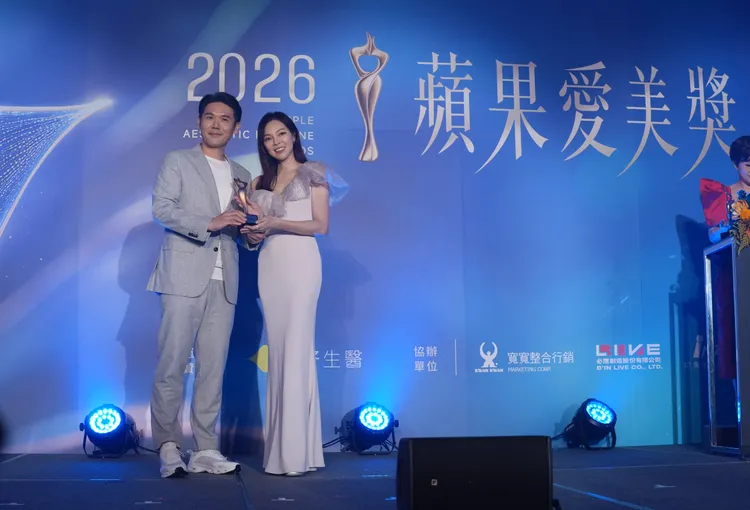 薛博仁（左）與曾馨瑩是認識多年的好友。攝影中心攝