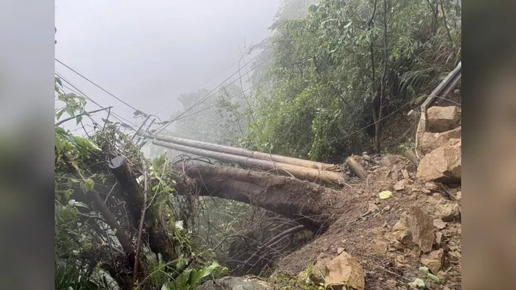 部分山區道路坍方，需搶通後才能修繕，預計晚間8時全面復電。台電南投區處提估